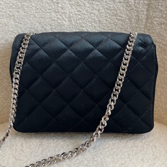 VERSACE Calfskin Nylon Quilted Medusa Chain Crossbody Black - Picture 3 of 8